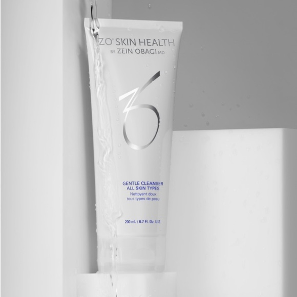 NEW ✨ ZO SKIN HEALTH - Gentle Cleanser